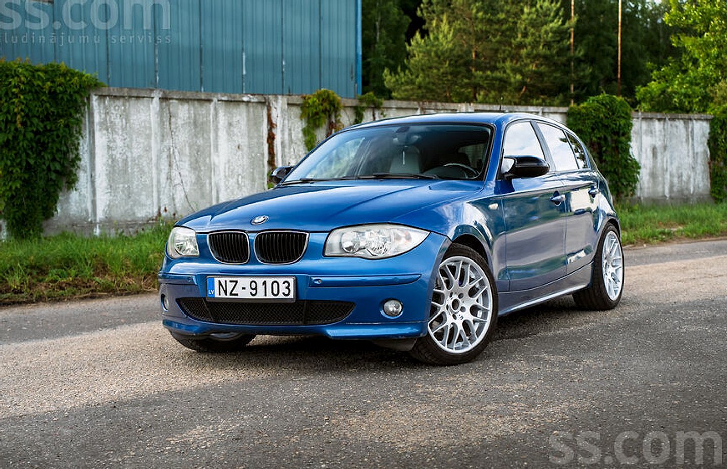 BMW 120 — foto 2