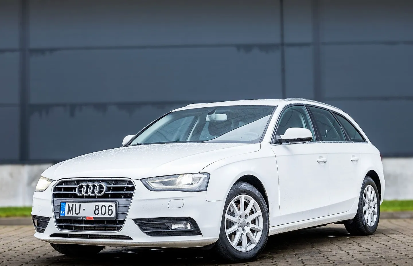 Audi A4, 2012. gads