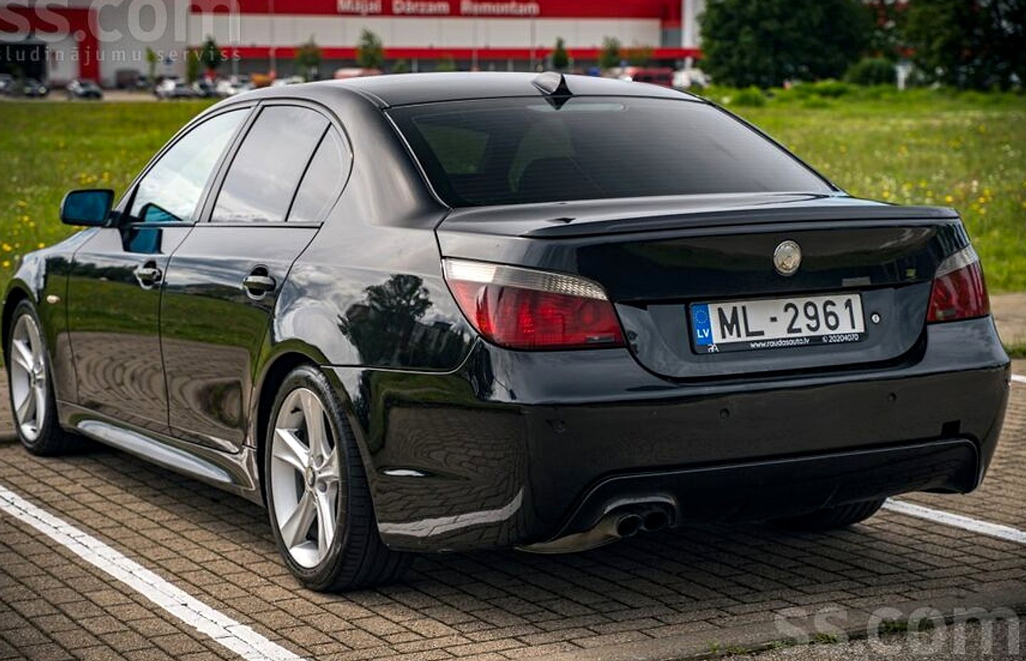BMW 530 — foto 6