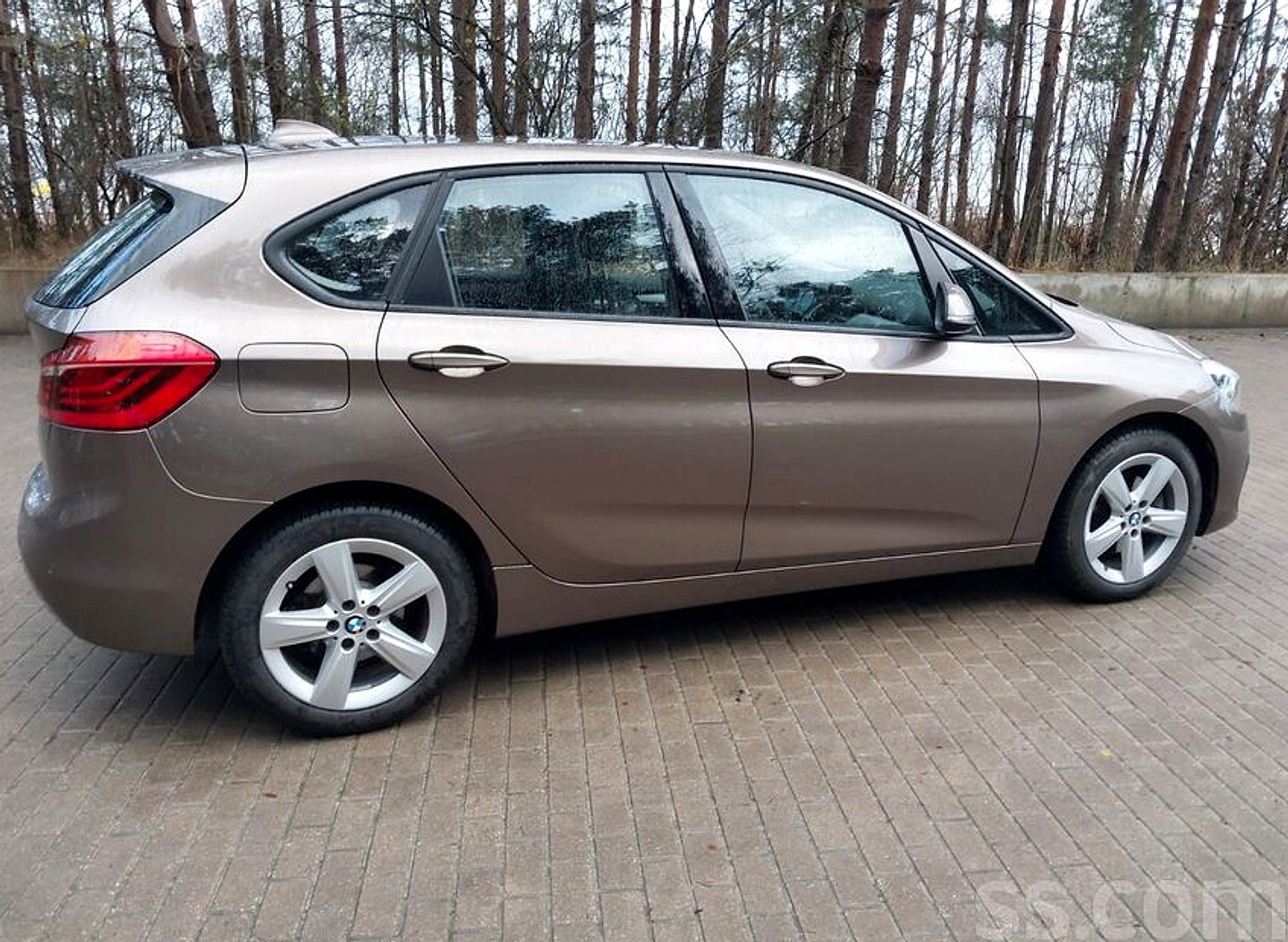 BMW 216 — foto 2