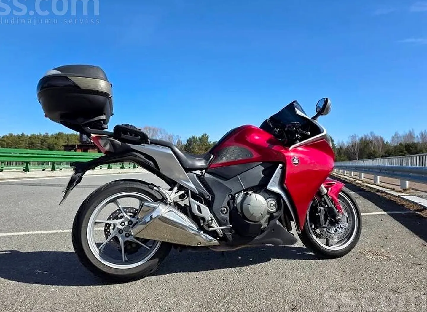 Honda Vfr1200F, 2010. gads