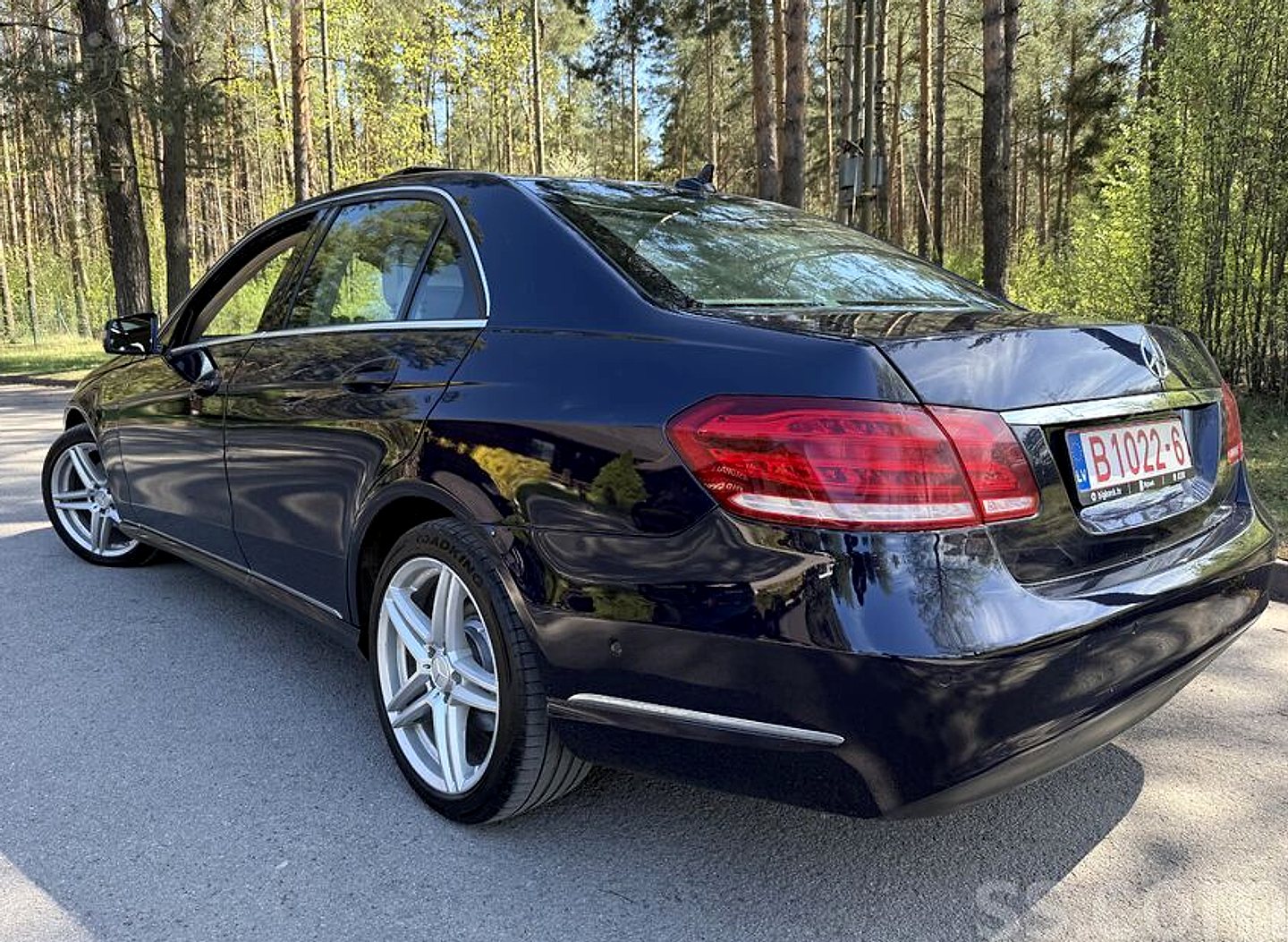 Mercedes-Benz E350 — foto 6