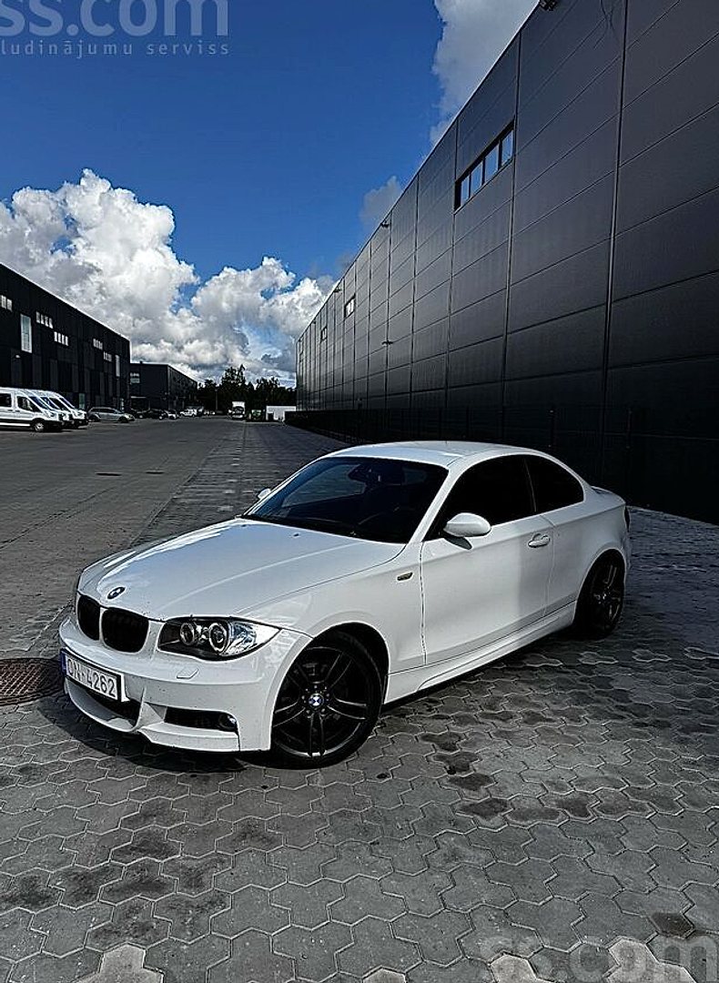 BMW 120 — foto 2