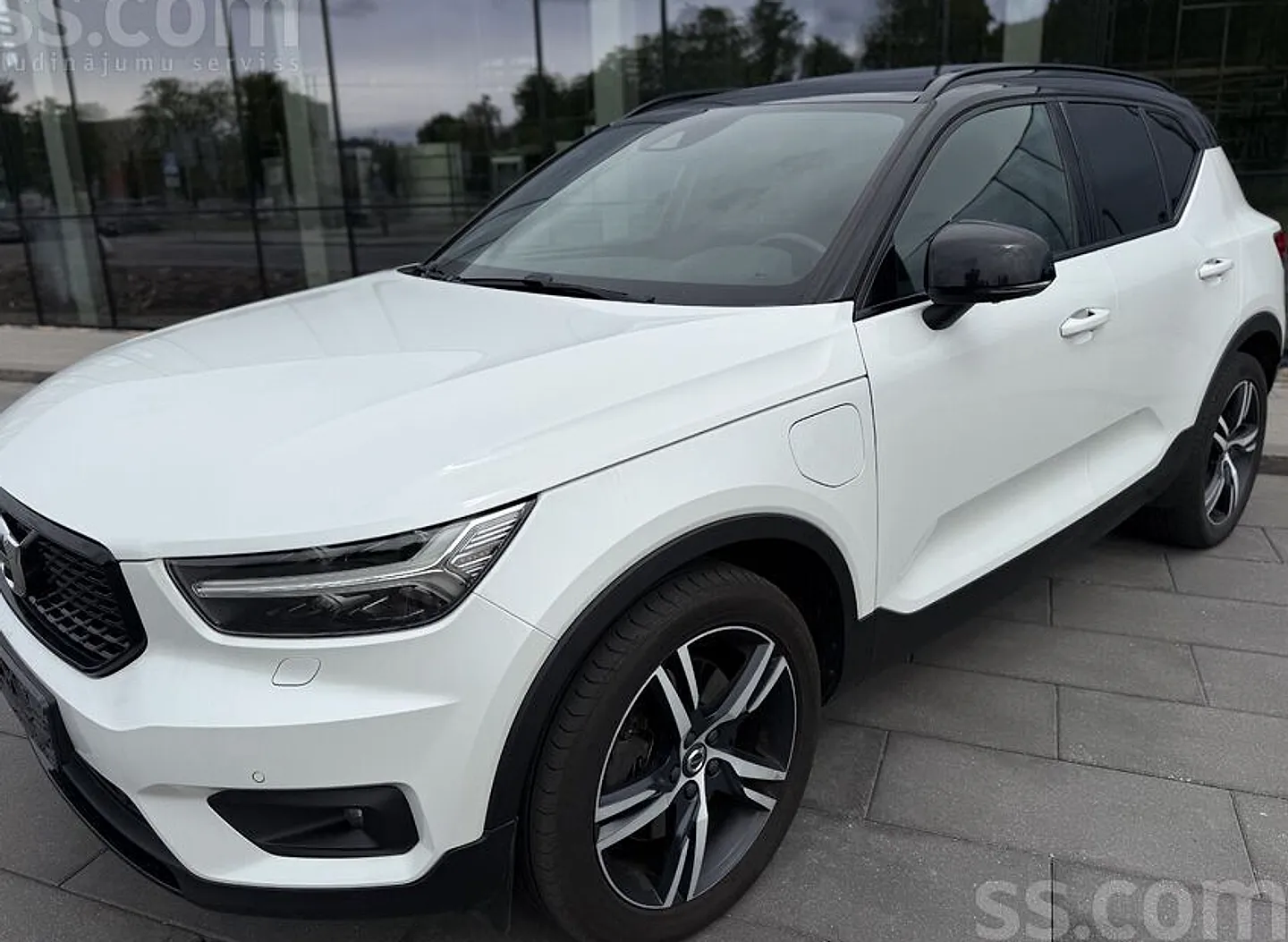 Volvo XC 40, 2021. gads