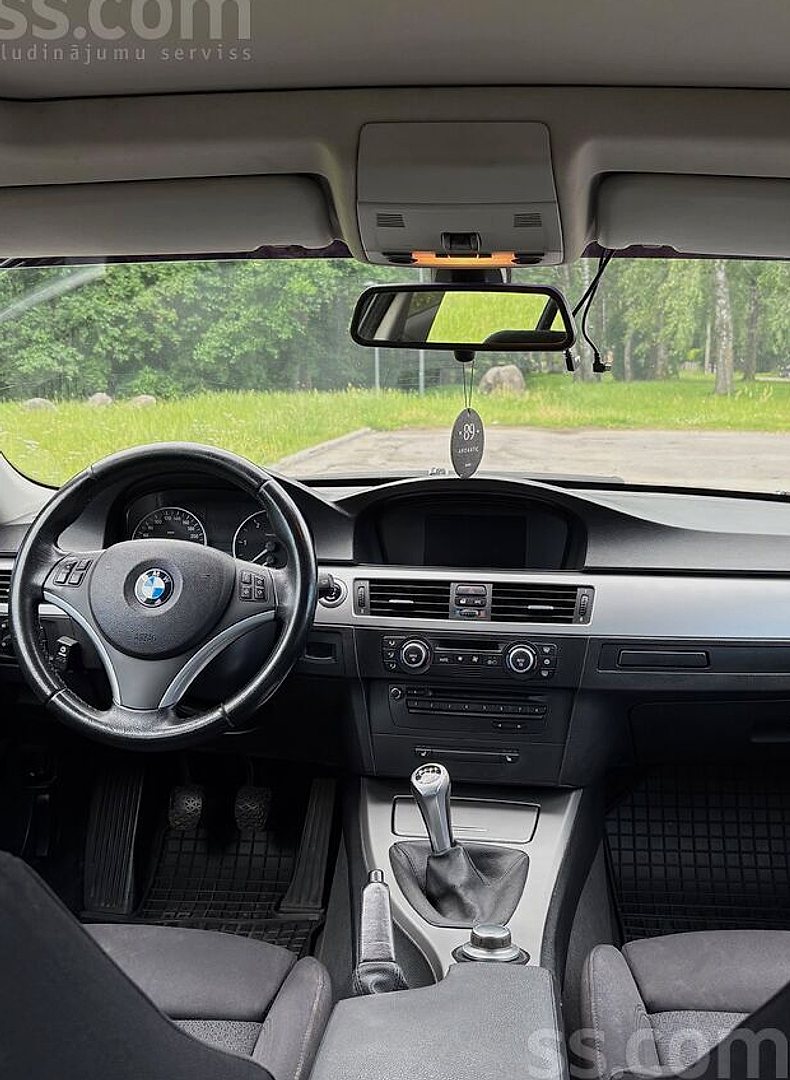 BMW 320 — foto 5
