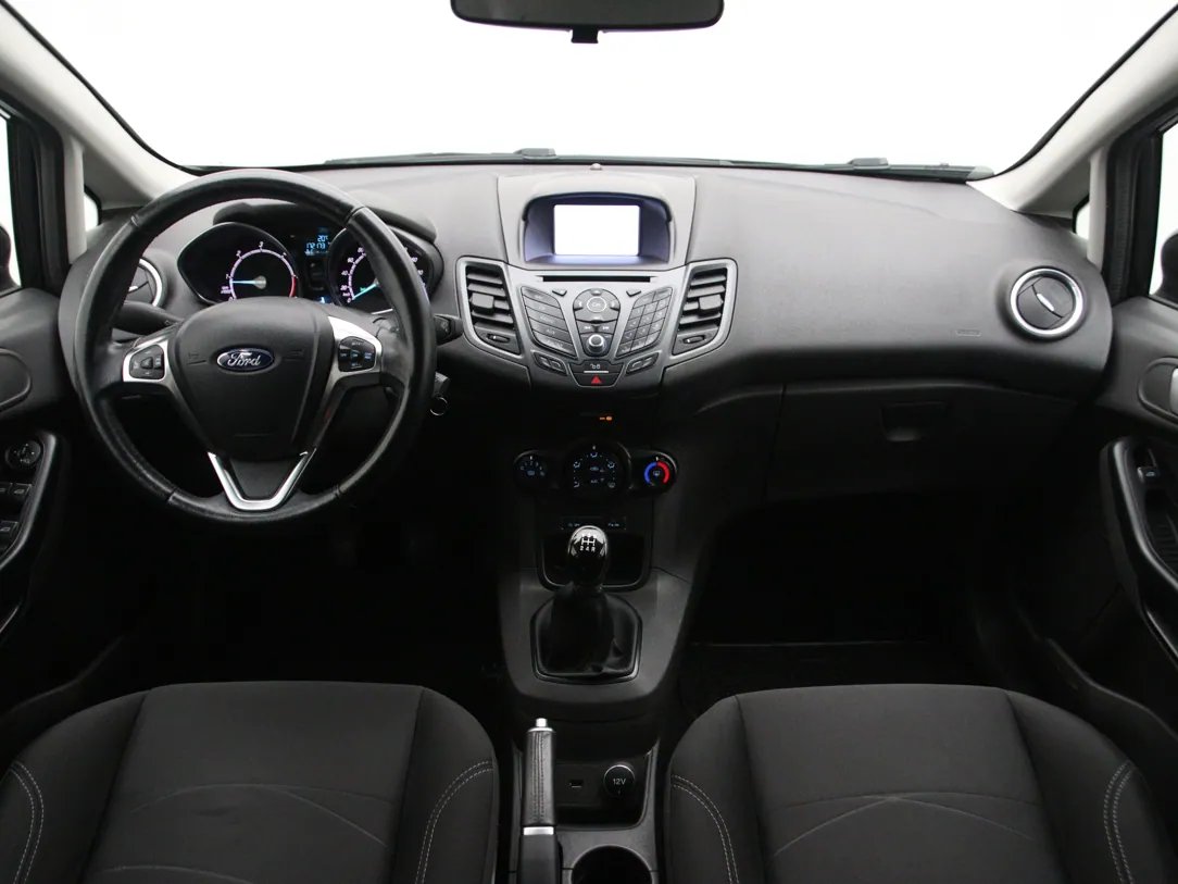 Ford Fiesta — foto 3