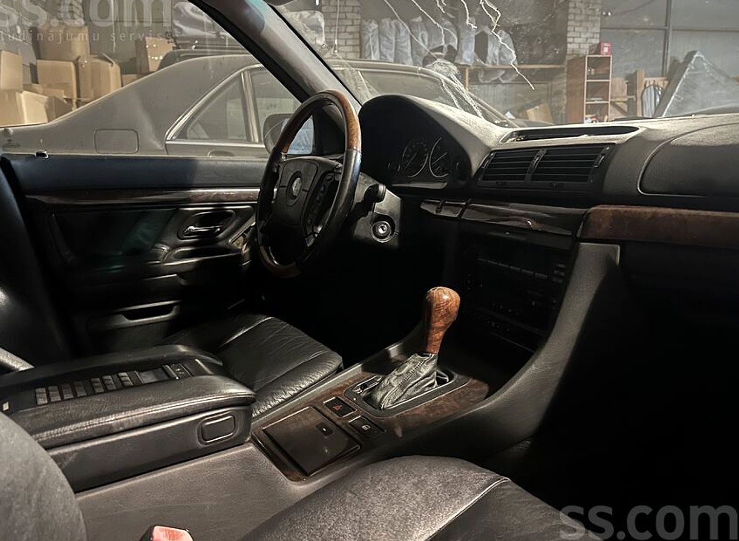 BMW 740 — foto 3