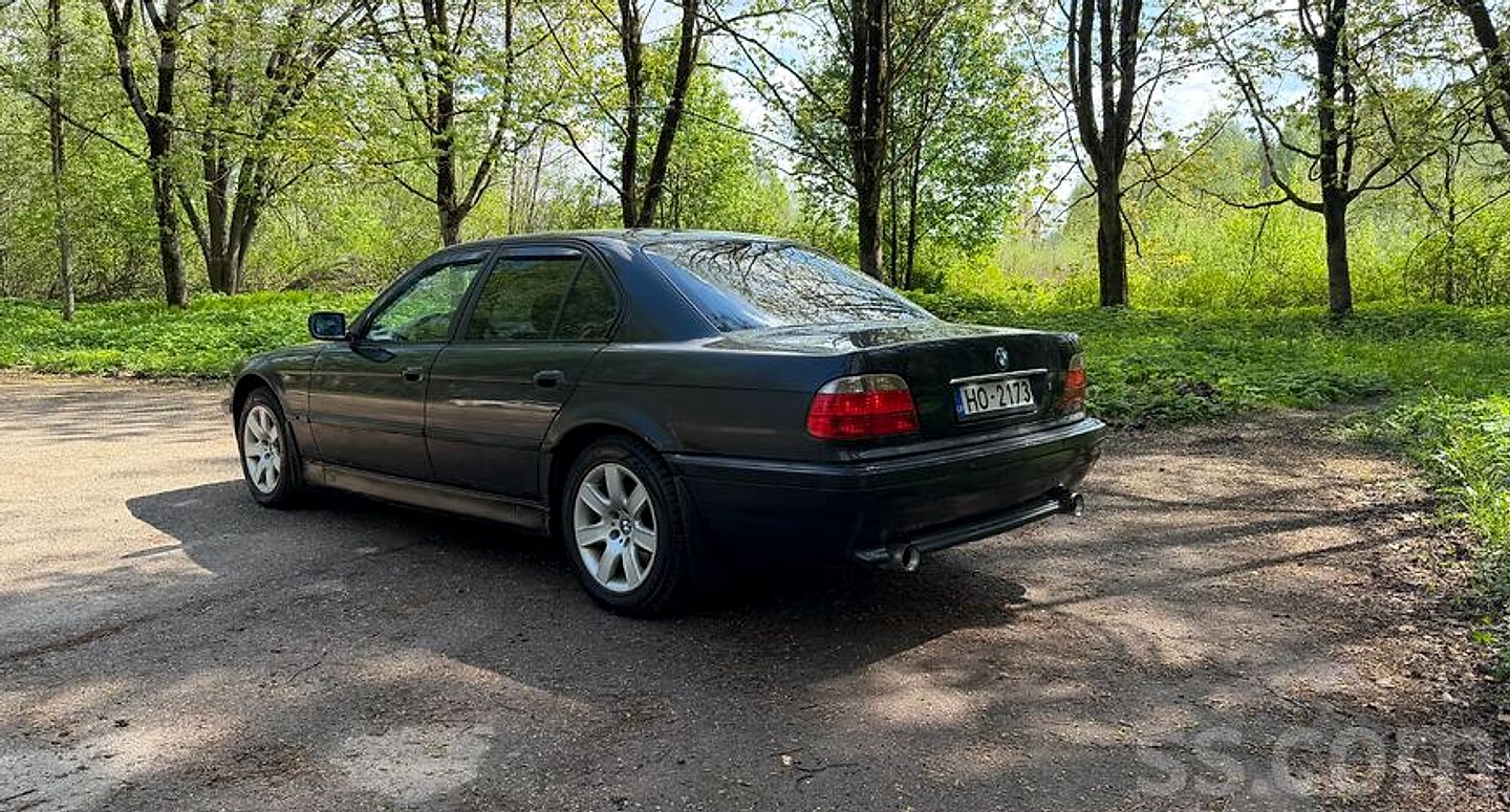 BMW 728 — foto 4