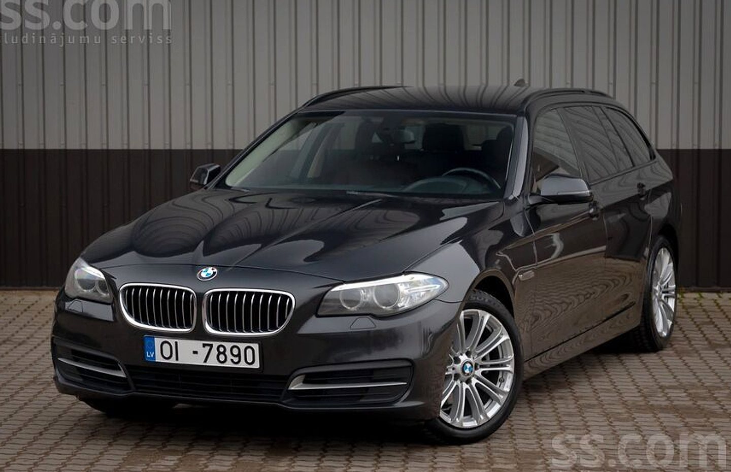BMW 520 — foto 3
