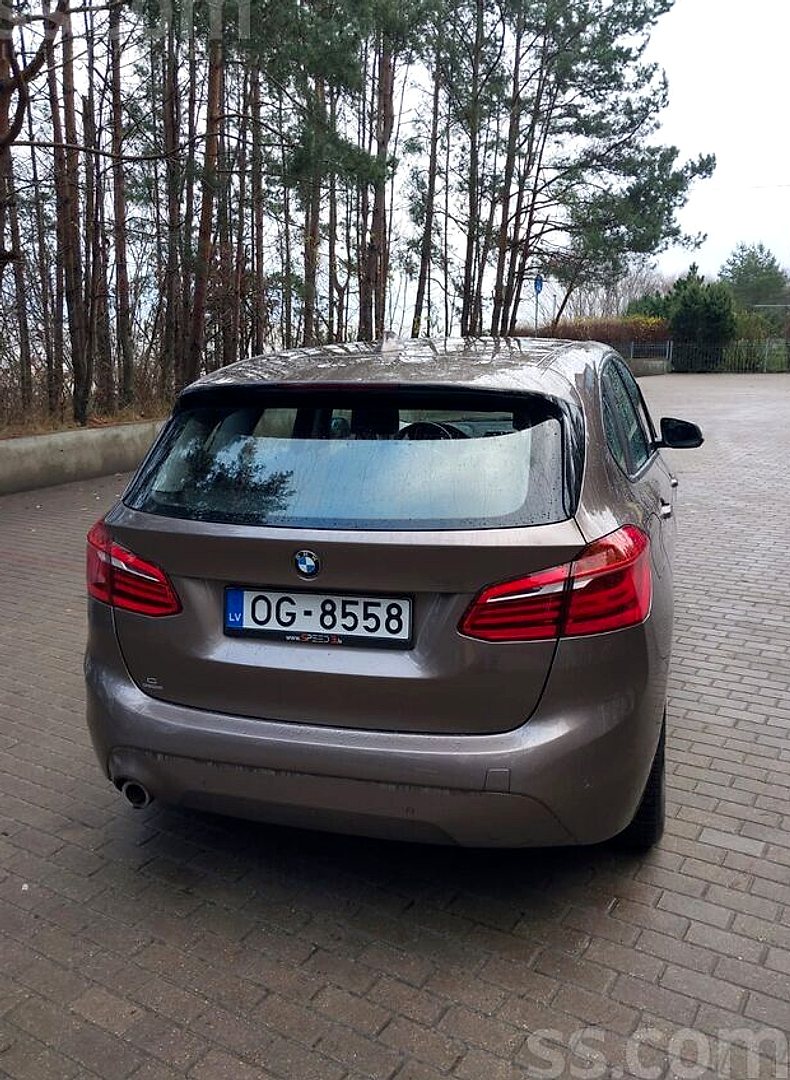 BMW 216 — foto 6