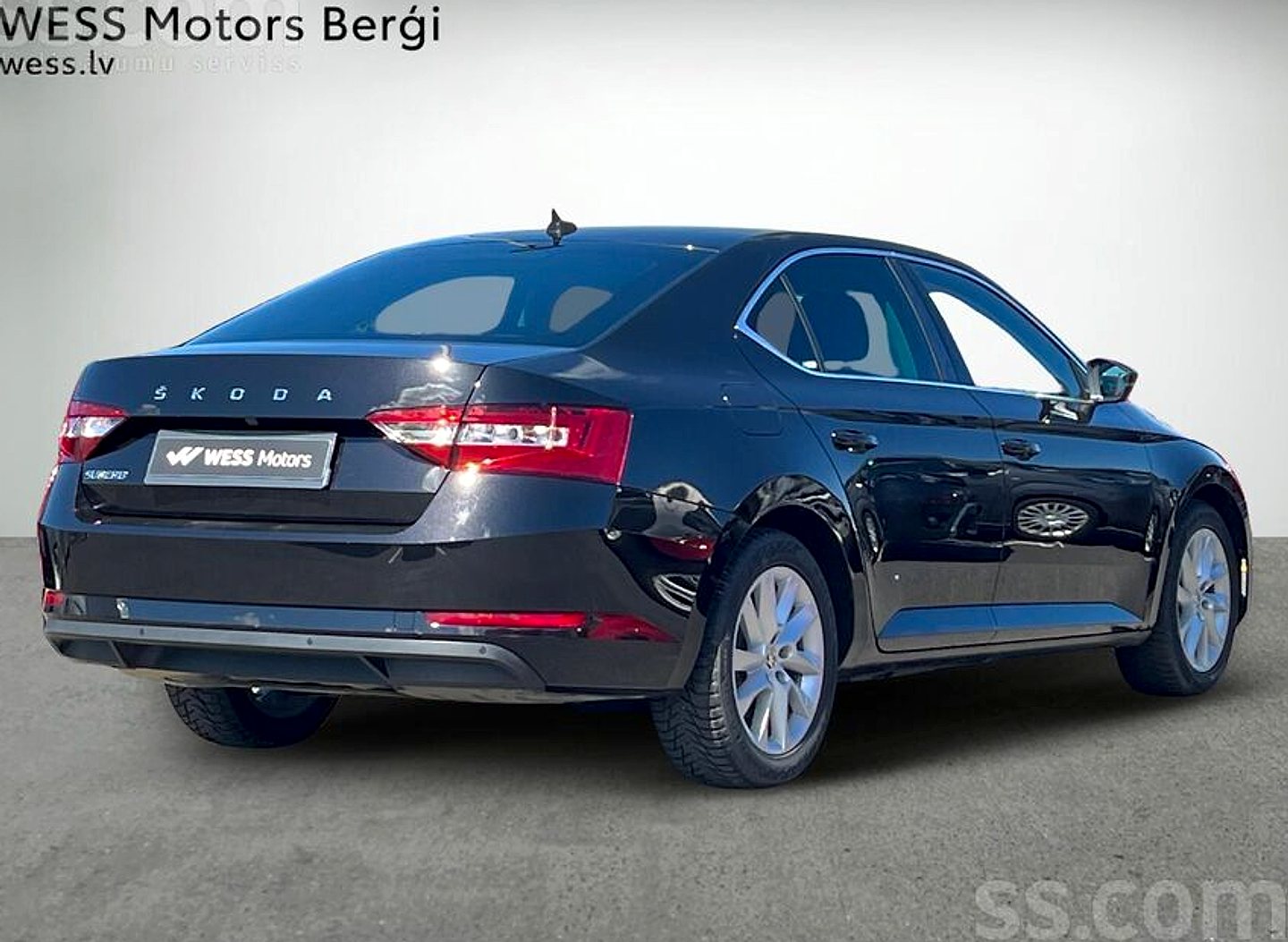 Škoda Superb — foto 2