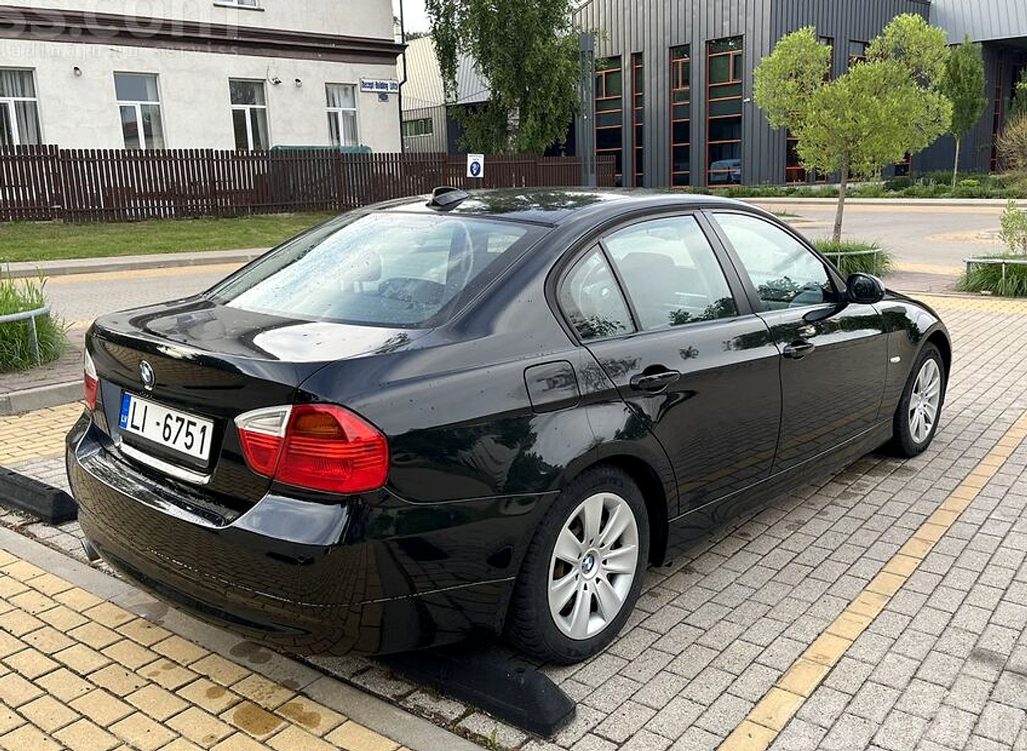 BMW 318 — foto 4