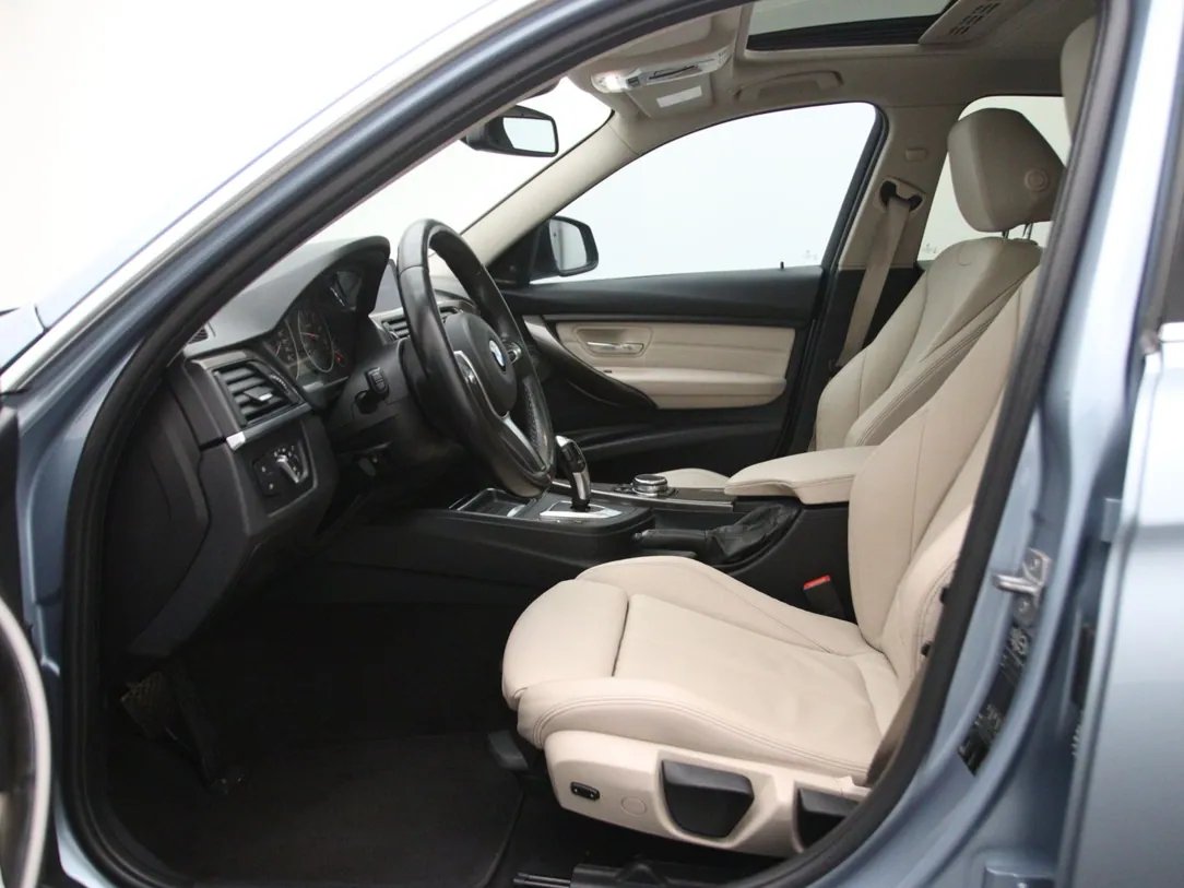 BMW 320 — foto 5