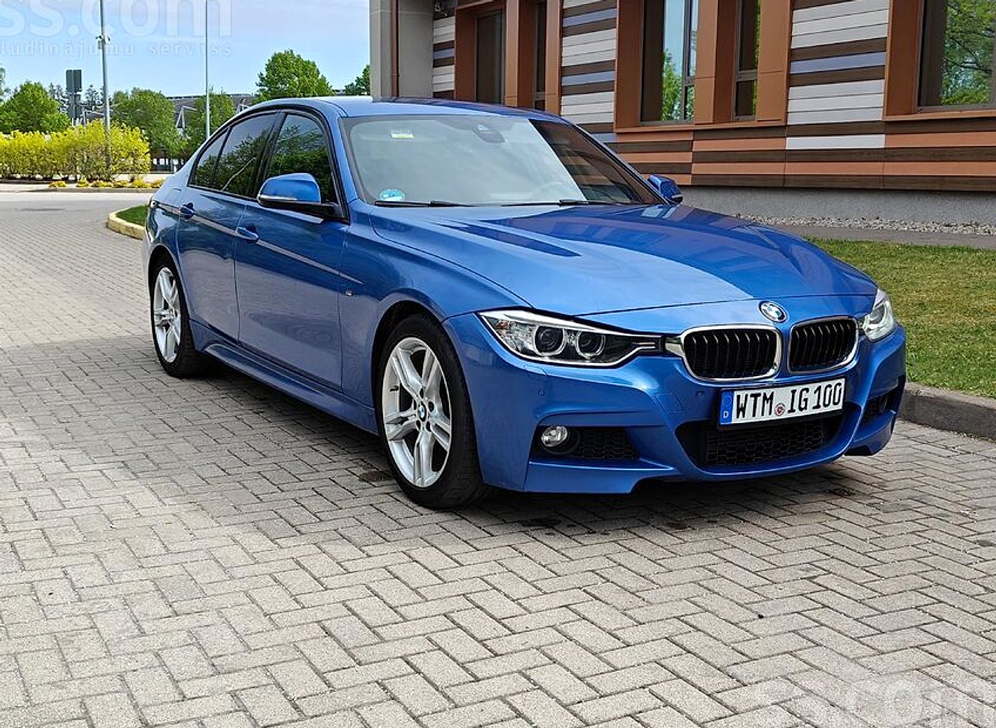 BMW 320 — foto 3