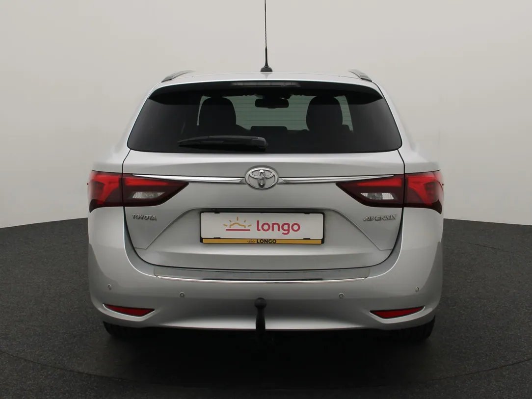 Toyota Avensis — foto 6