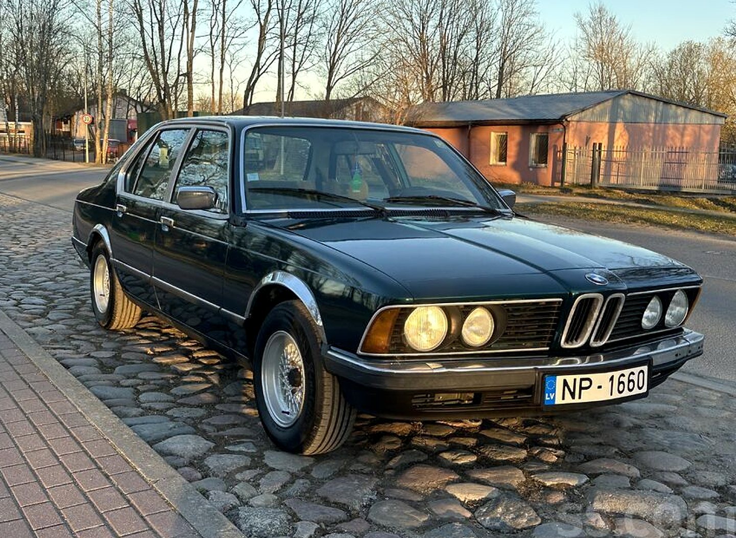 BMW 728 — foto 2
