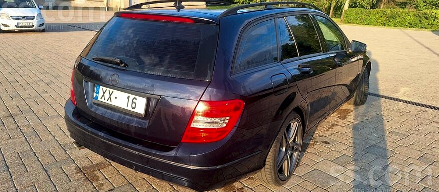 Mercedes-Benz C250 — foto 4