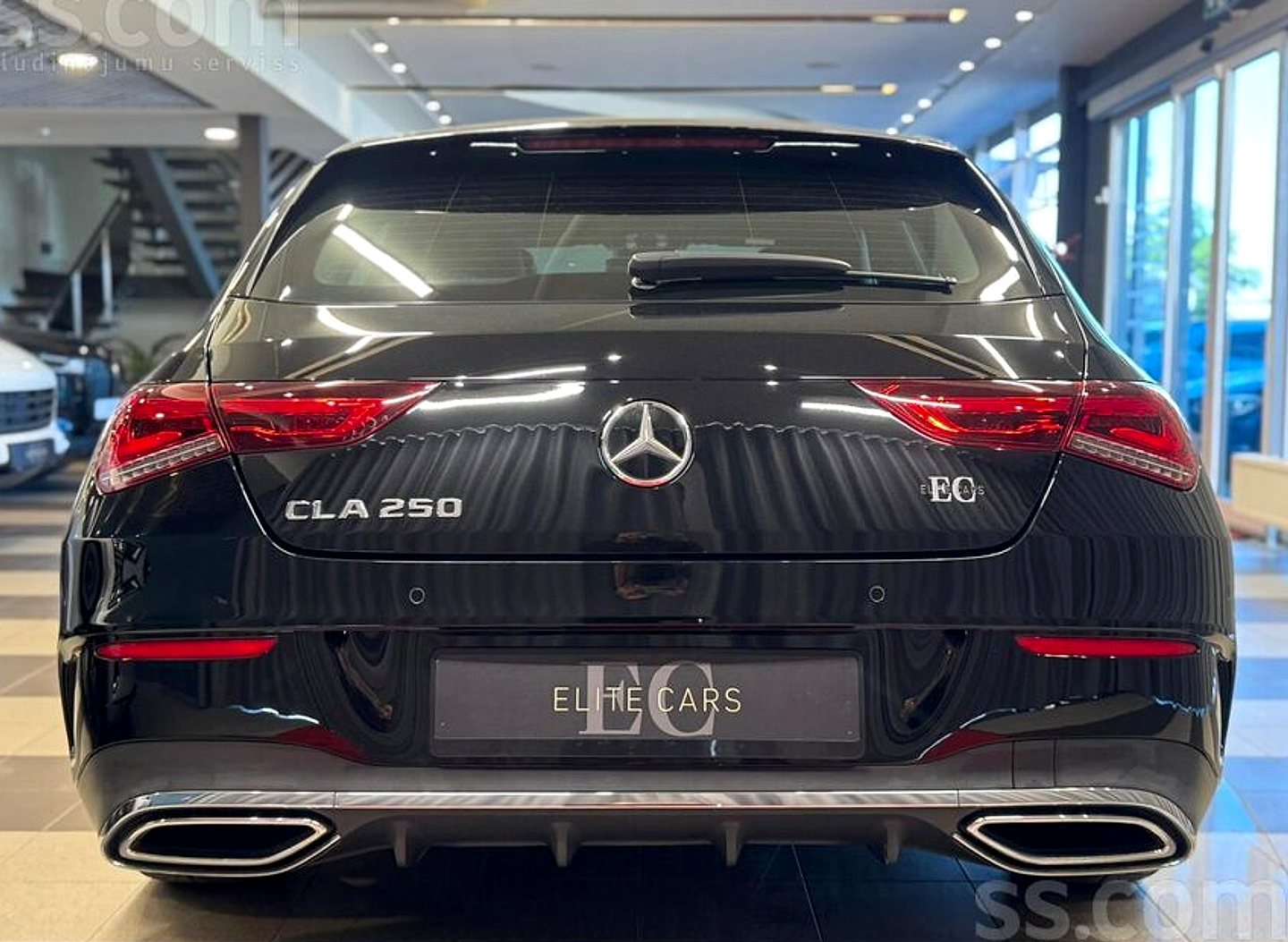 Mercedes-Benz CLA250 — foto 3