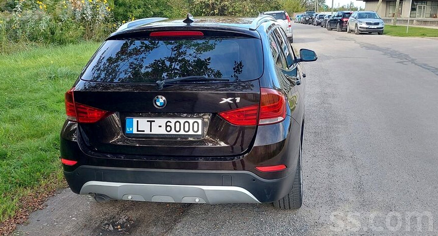 BMW X1 — foto 2