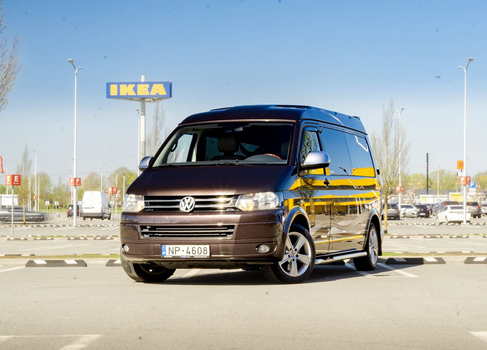 VW TRANSPORTER (KOMBI) CAR SPORT 9 SĒDVIETAS, 2011. gads