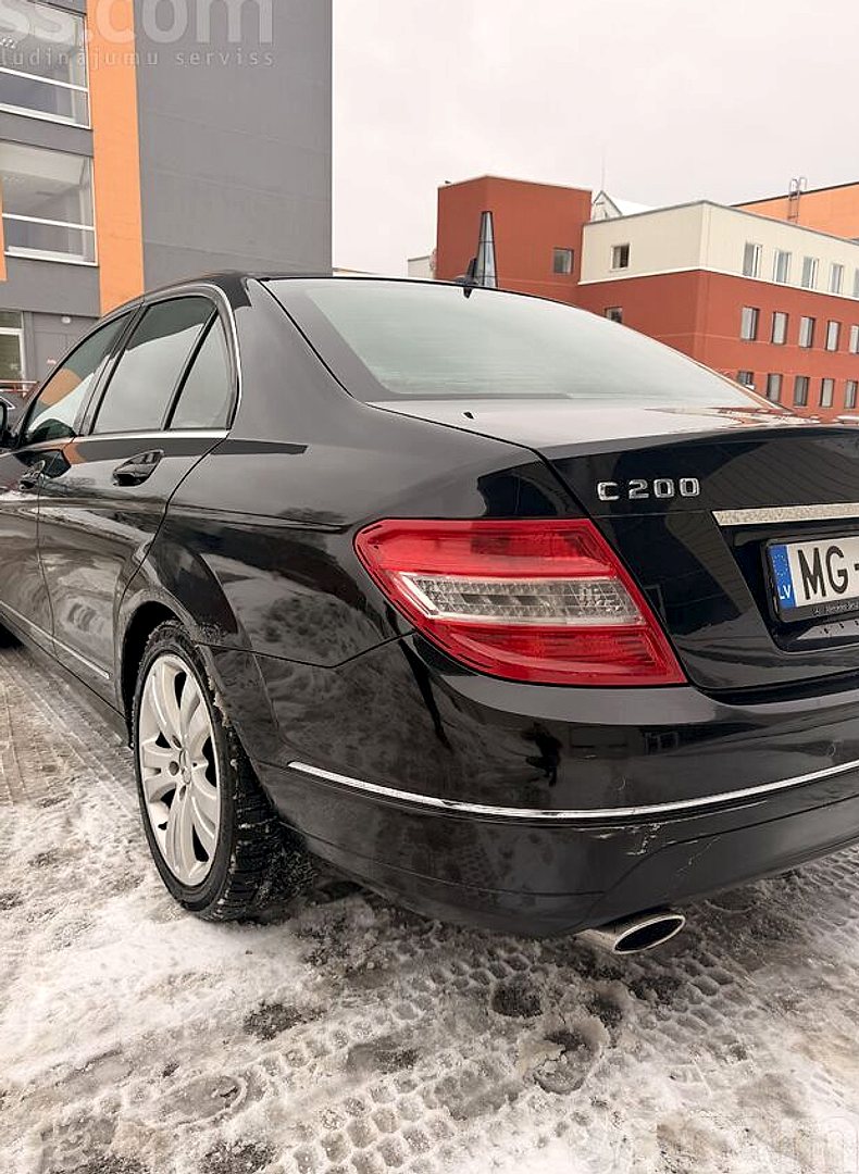 Mercedes-Benz C200 — foto 3
