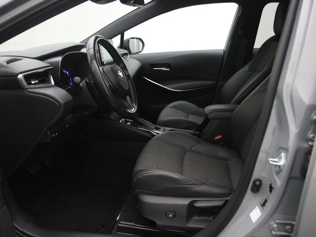 Toyota Corolla — foto 5