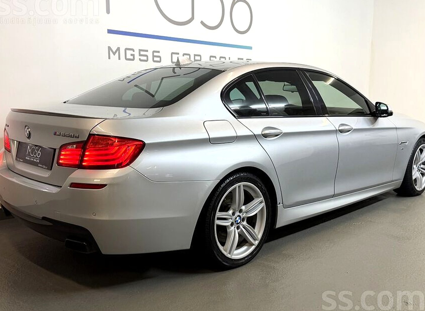 BMW 550 — foto 5