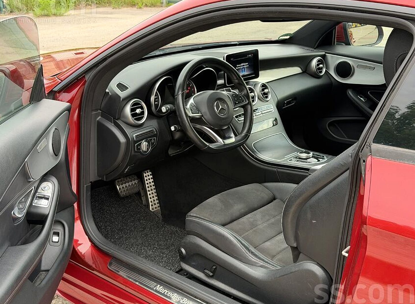 Mercedes-Benz C250 — foto 3