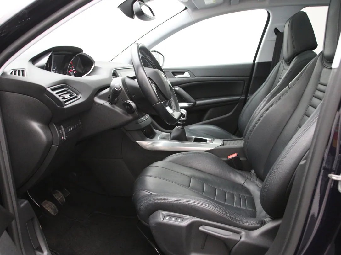 Peugeot 308 — foto 5