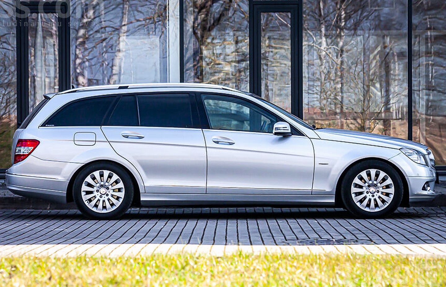 Mercedes-Benz C220 — foto 5