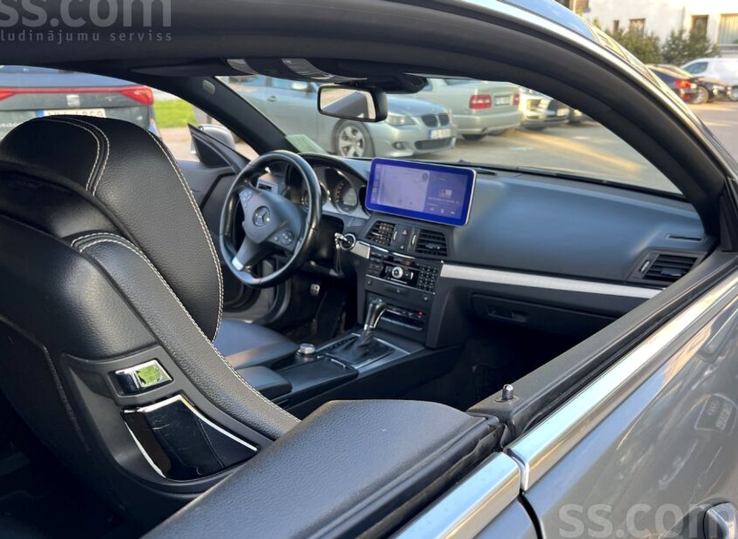 Mercedes-Benz E350 — foto 4