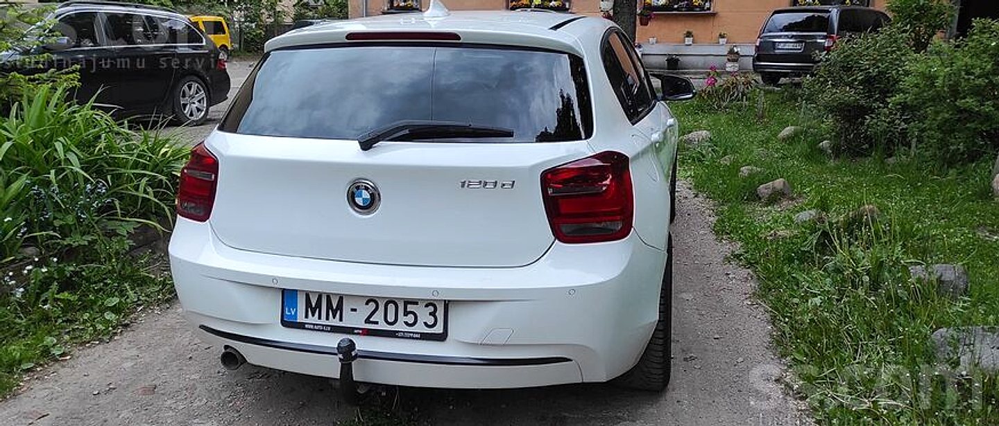 BMW 120 — foto 5