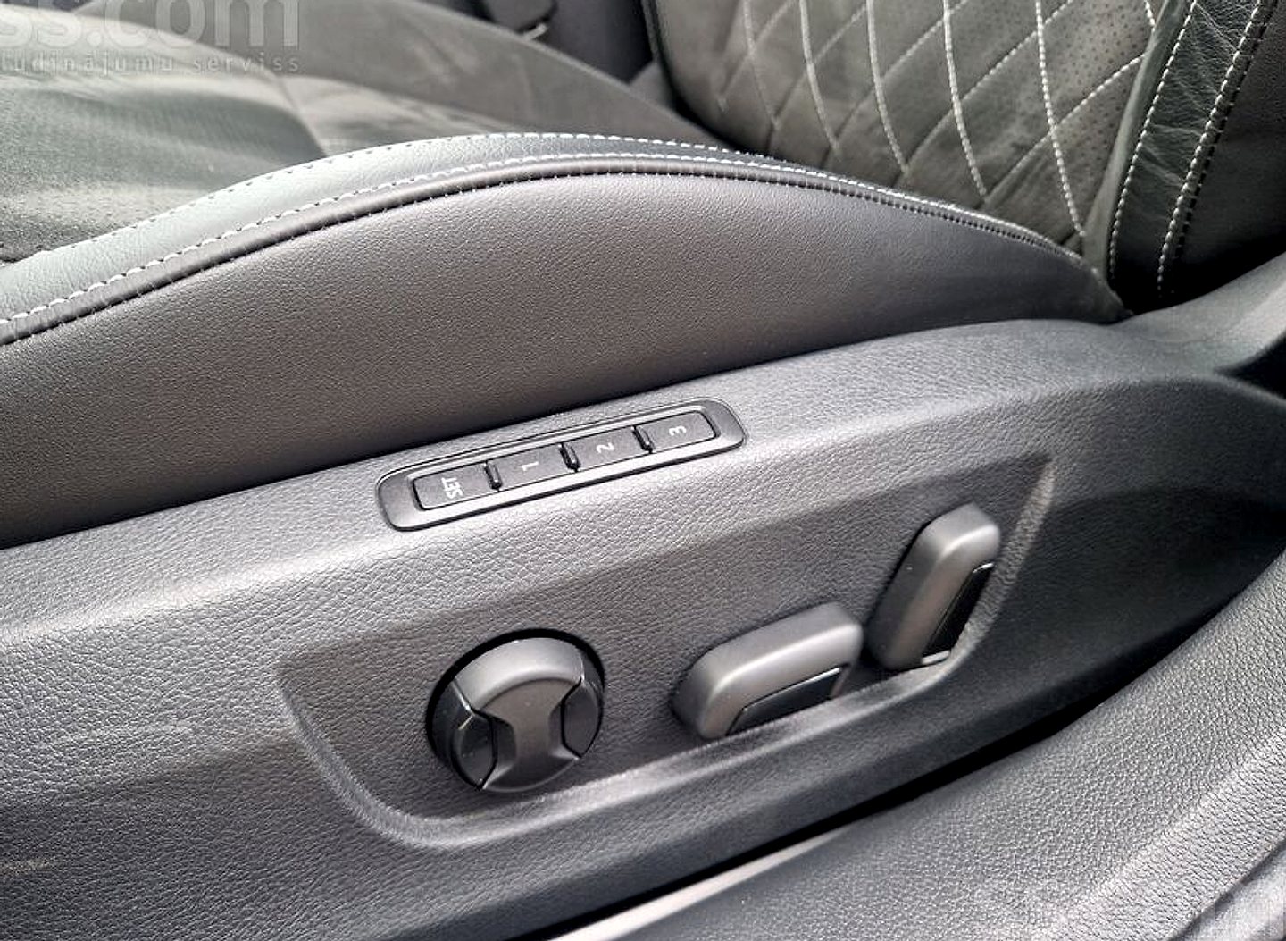 Škoda Superb — foto 5