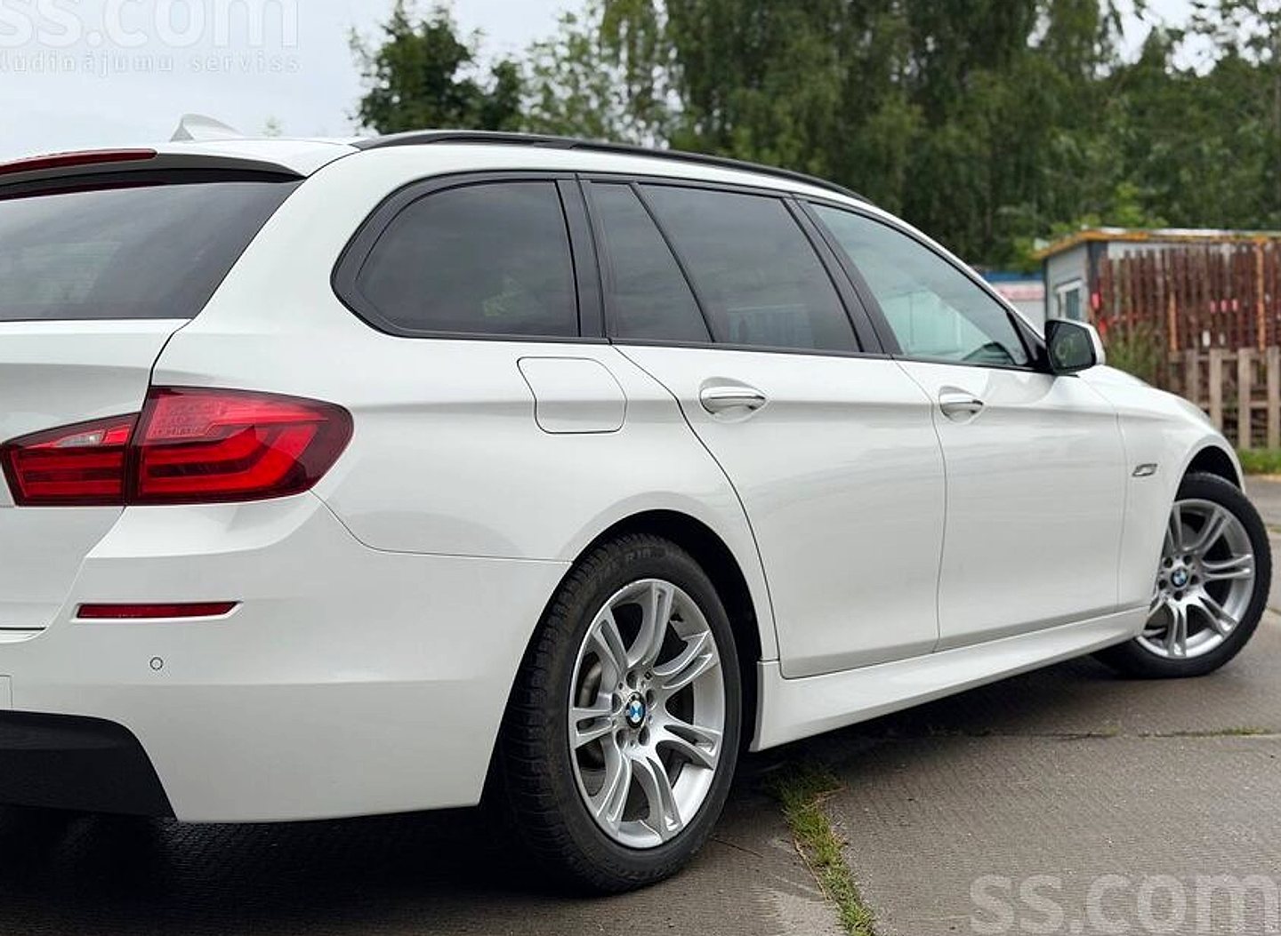 BMW 525 — foto 4