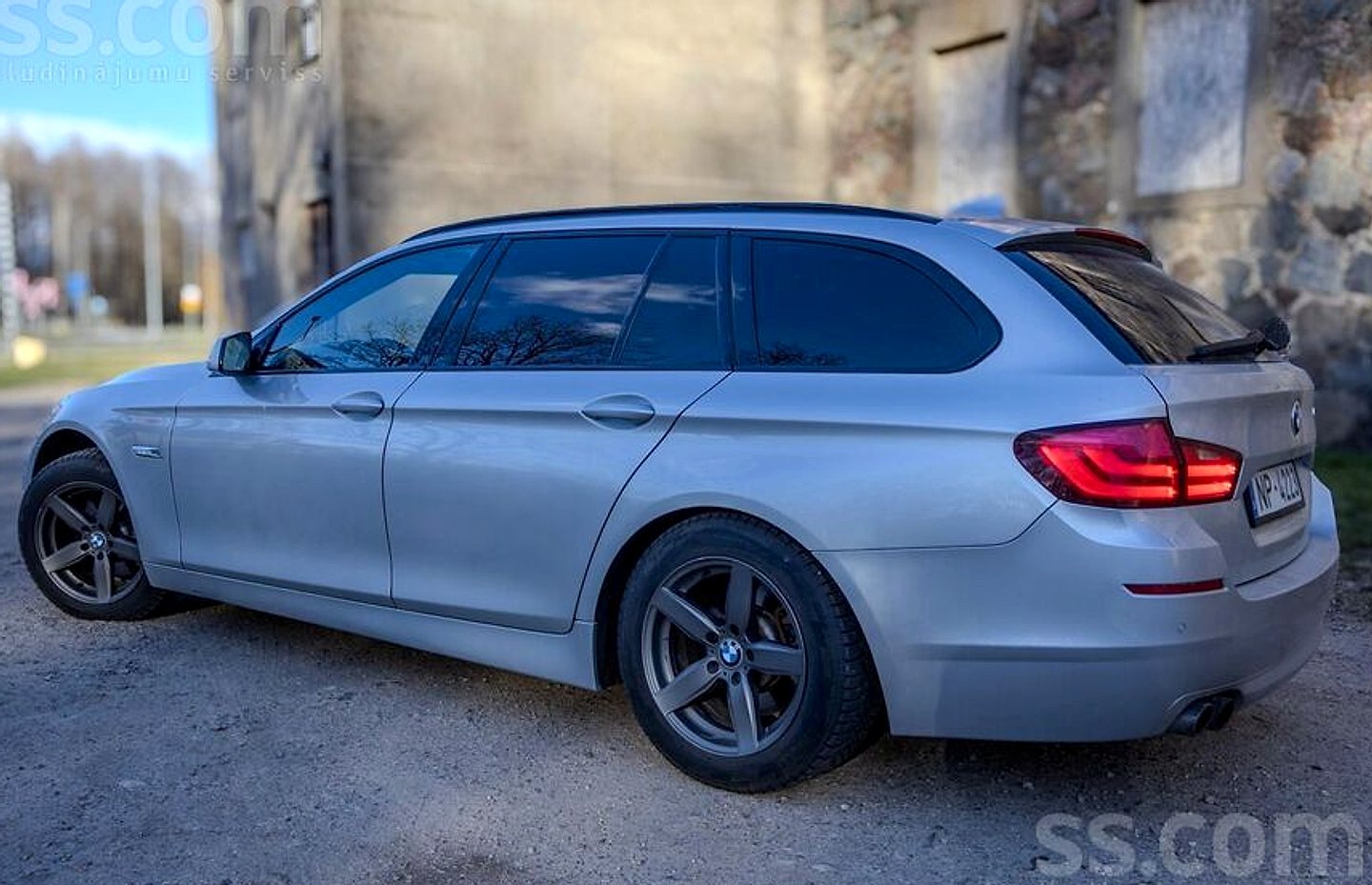BMW 520 — foto 4