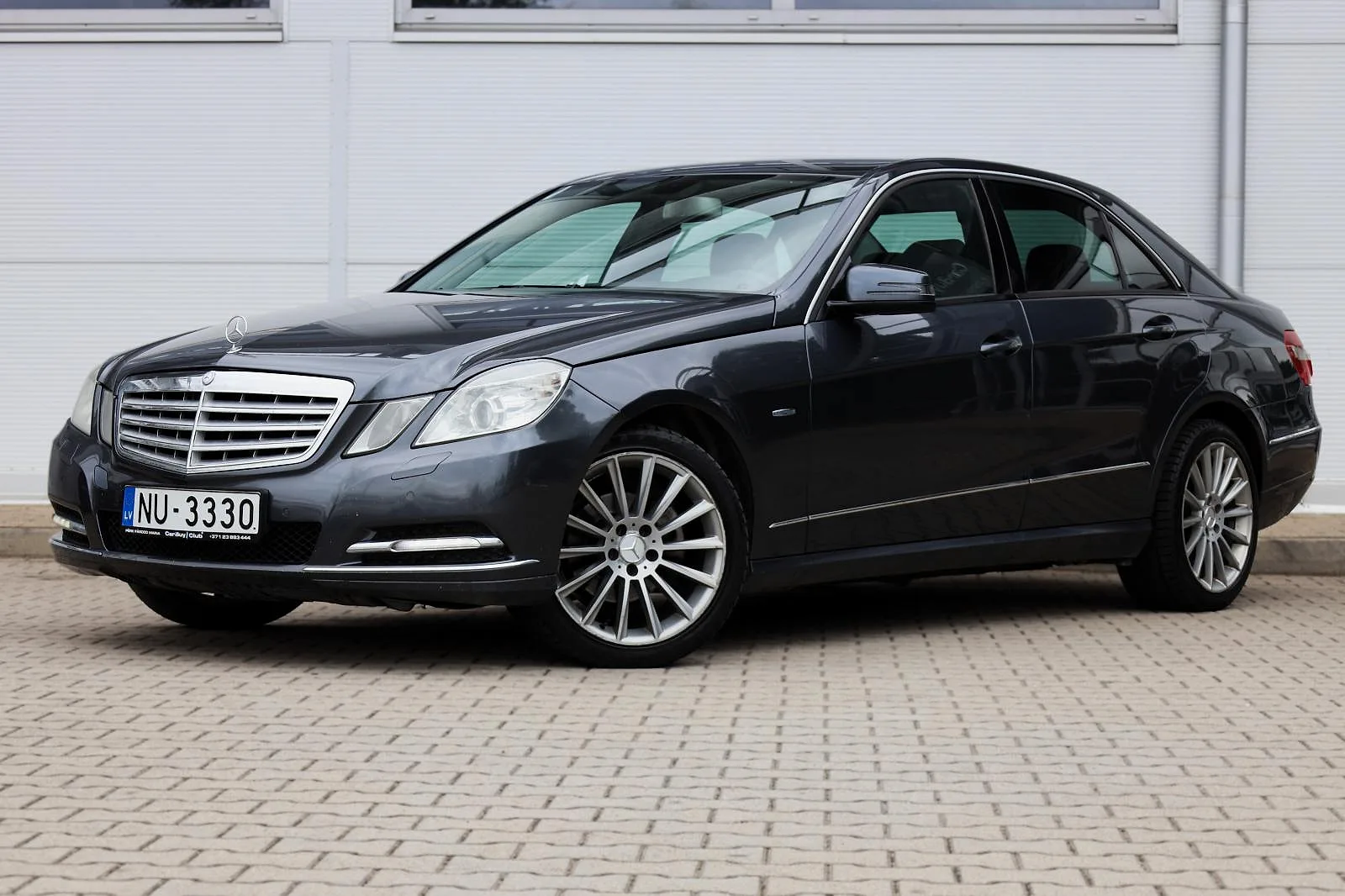 Mercedes-Benz E200, 2010. gads