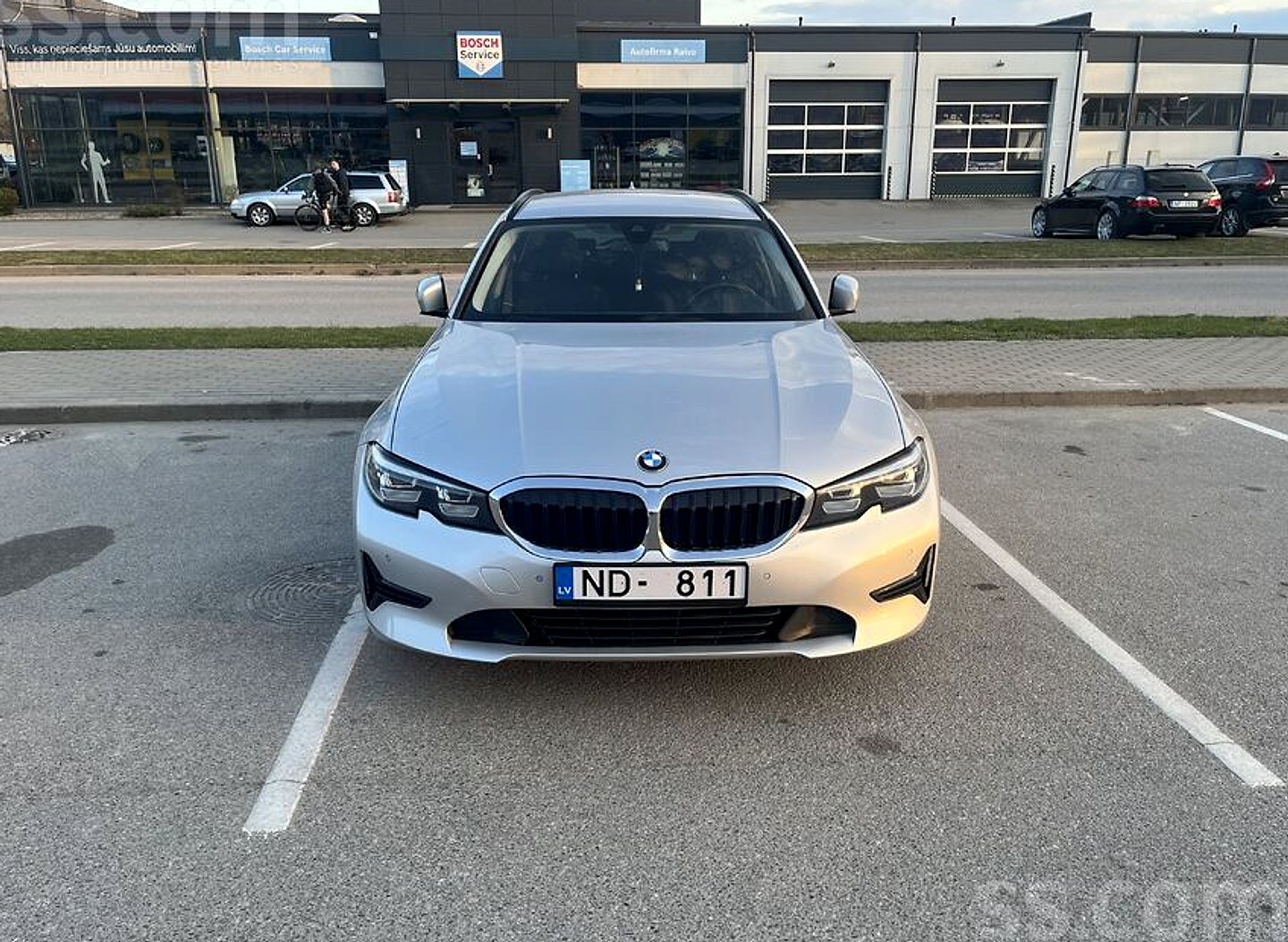 BMW 318 — foto 2