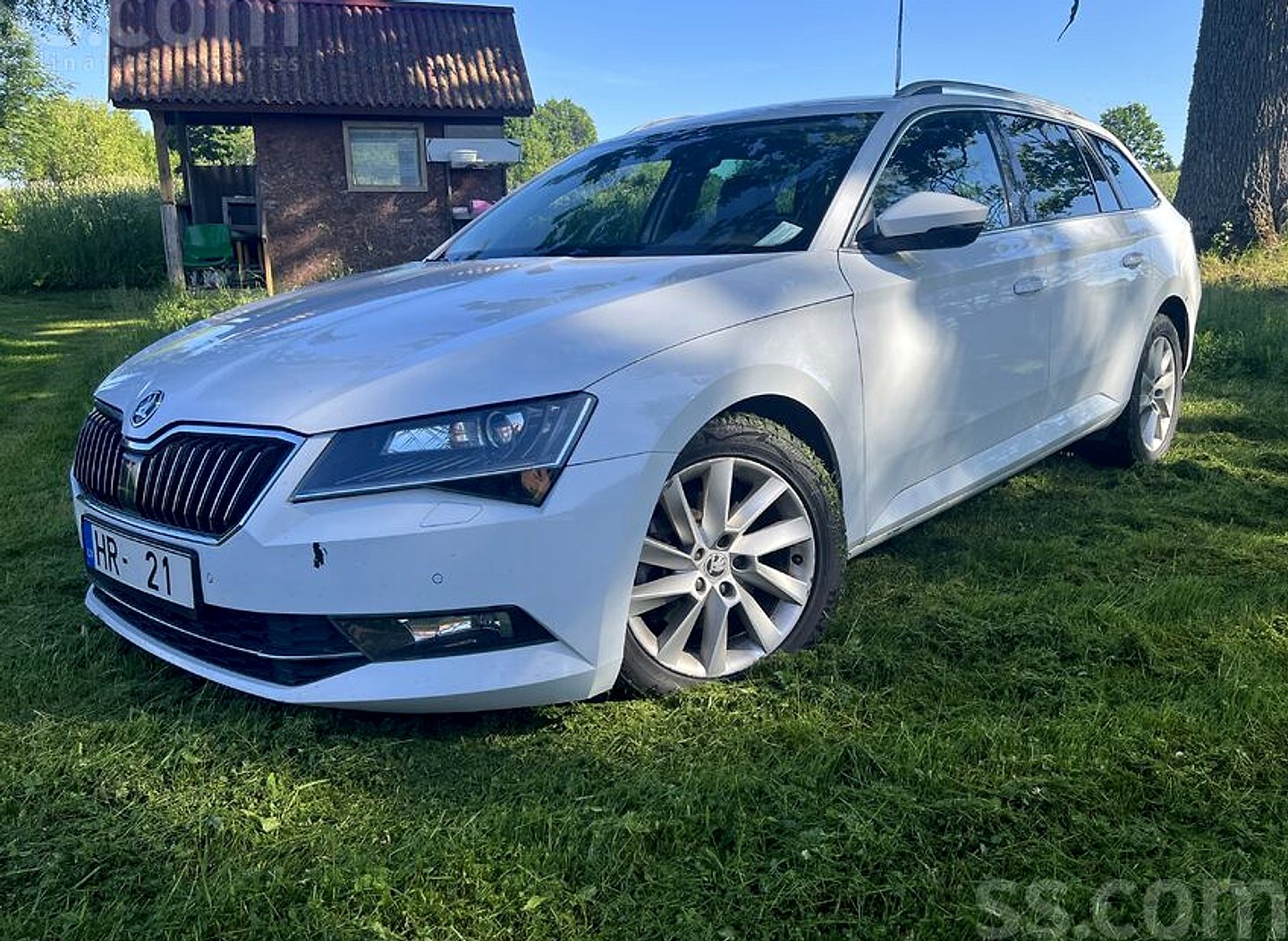 Škoda Superb — foto 3