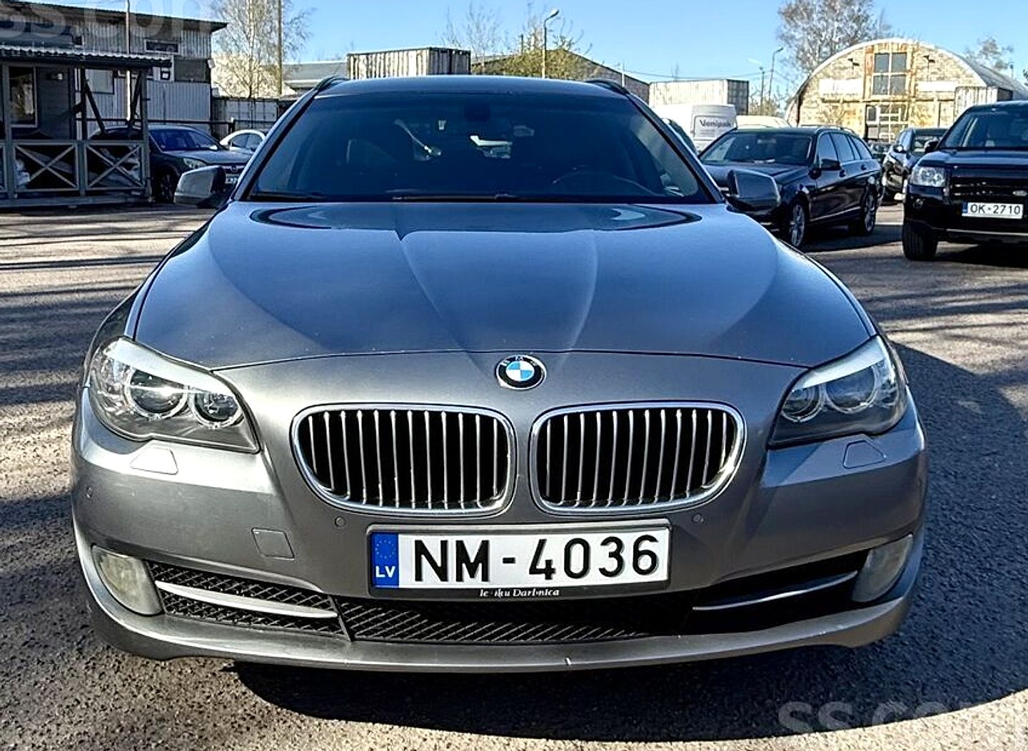 BMW 520 — foto 2
