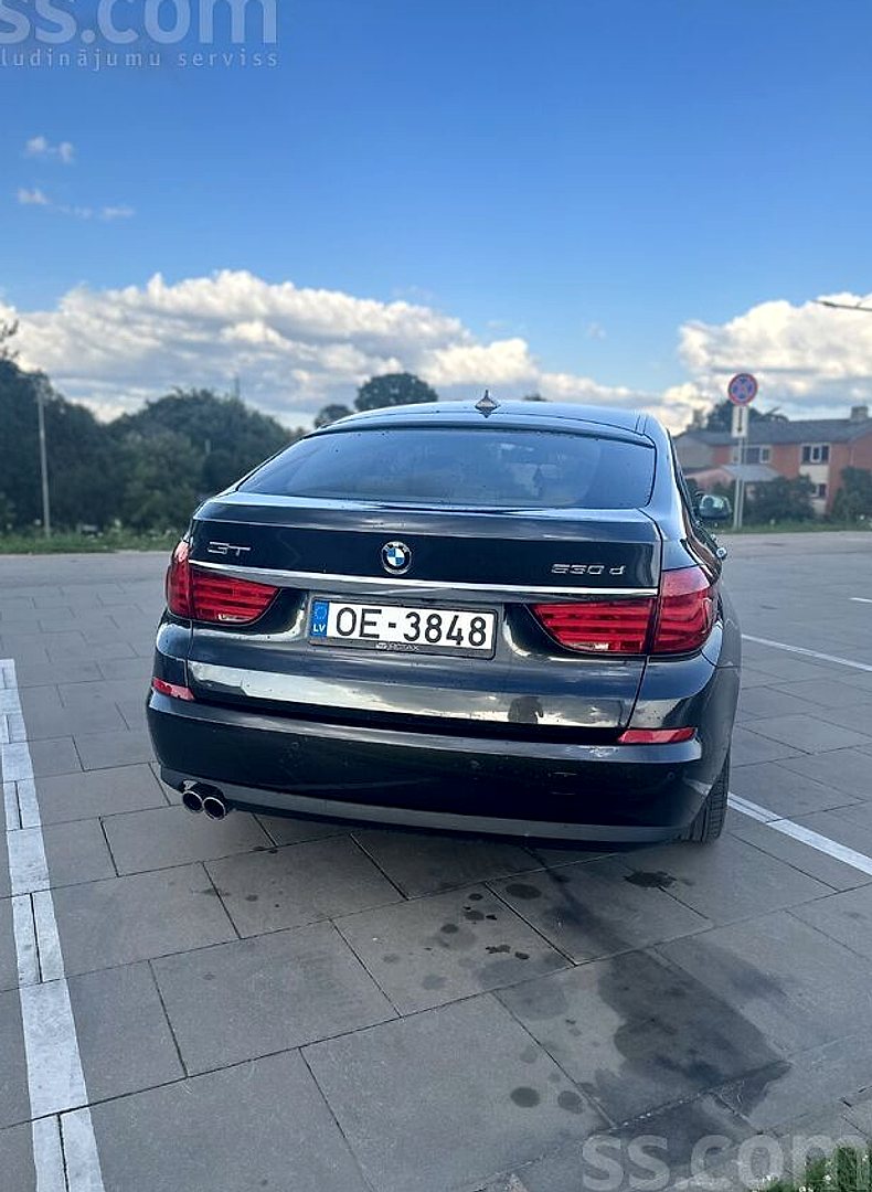 BMW 530 — foto 5