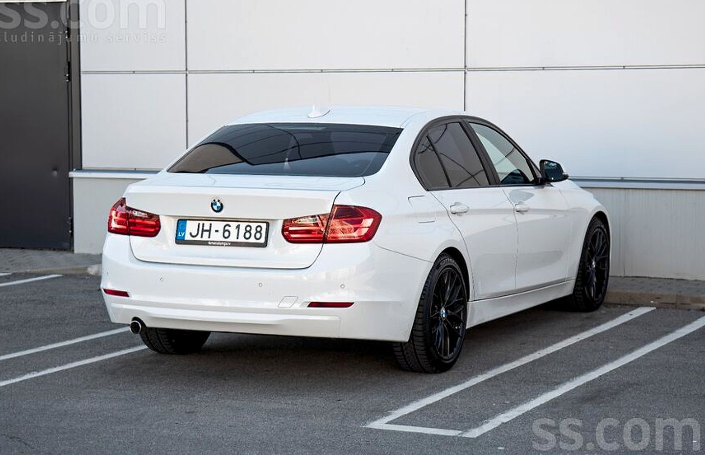 BMW 318 — foto 4
