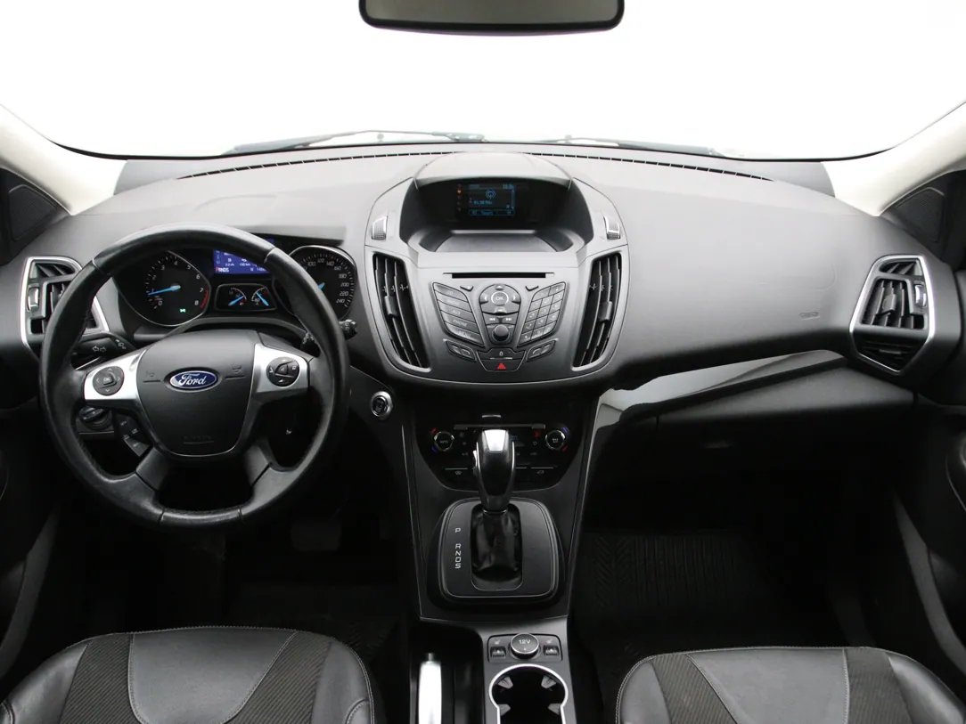 Ford Kuga — foto 3