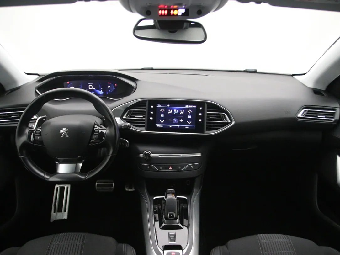 Peugeot 308 — foto 3