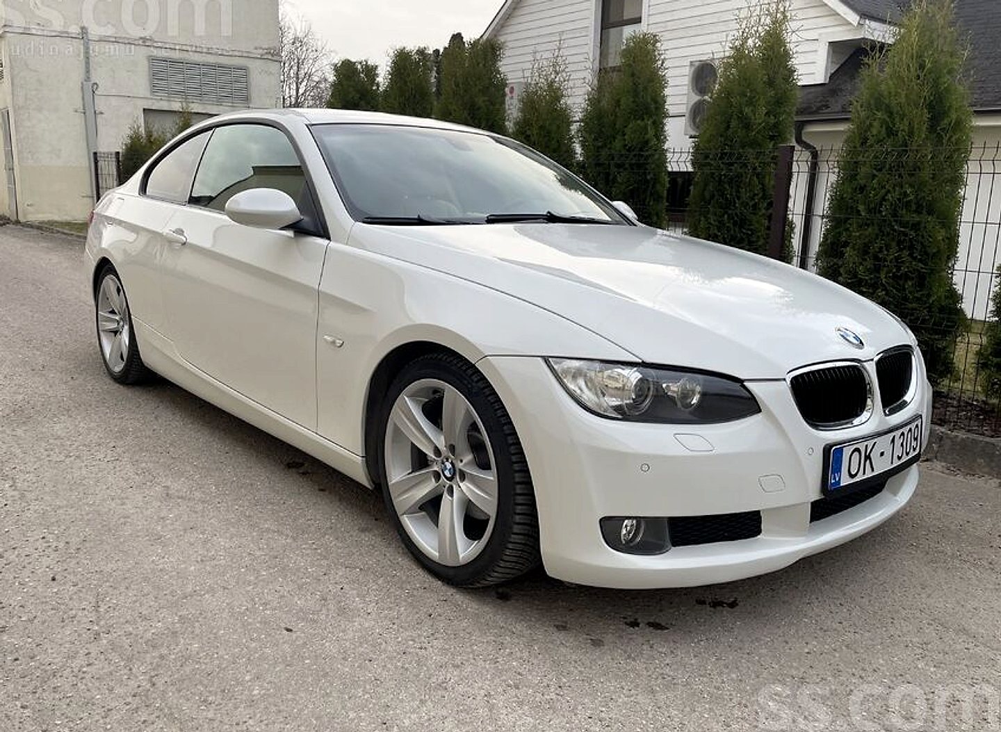 BMW 320 — foto 5