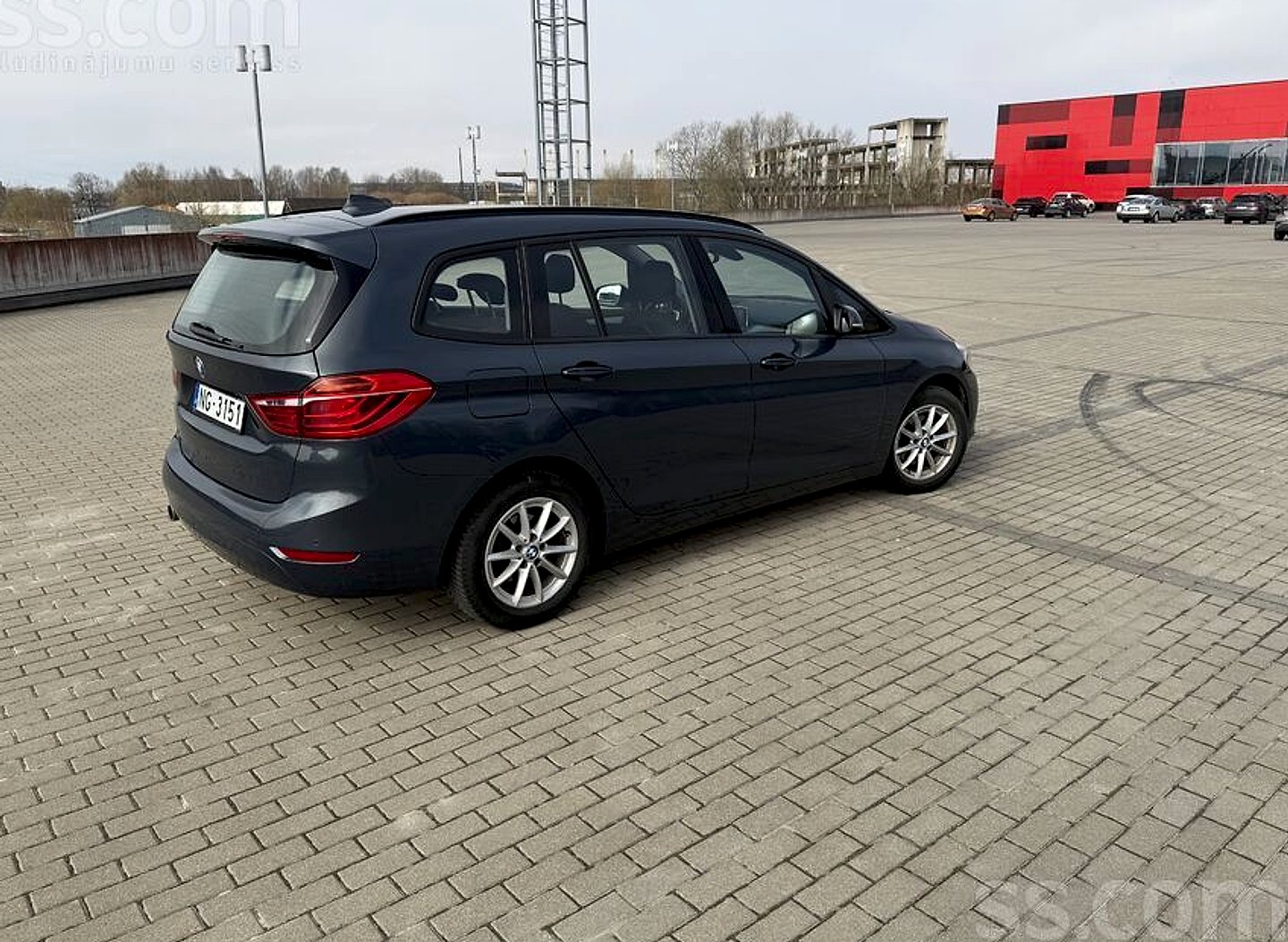 BMW 216 — foto 5