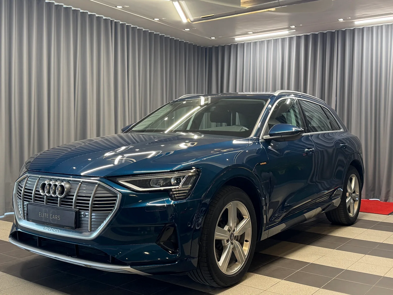 Audi e-tron, 2019. gads