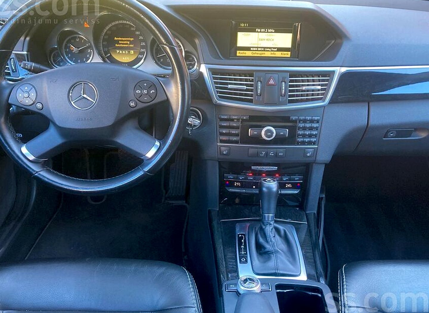 Mercedes-Benz E200 — foto 5
