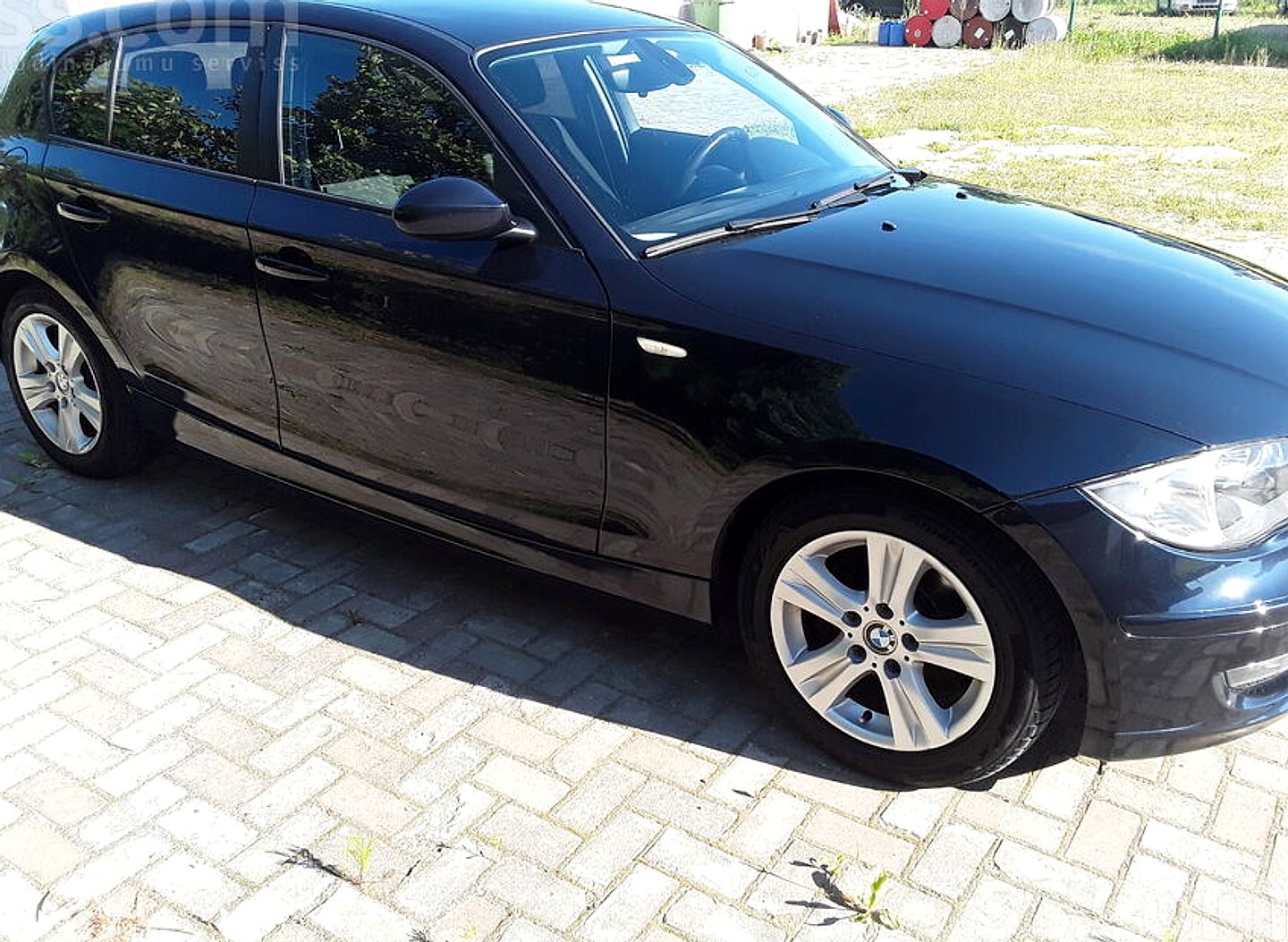 BMW 118 — foto 4