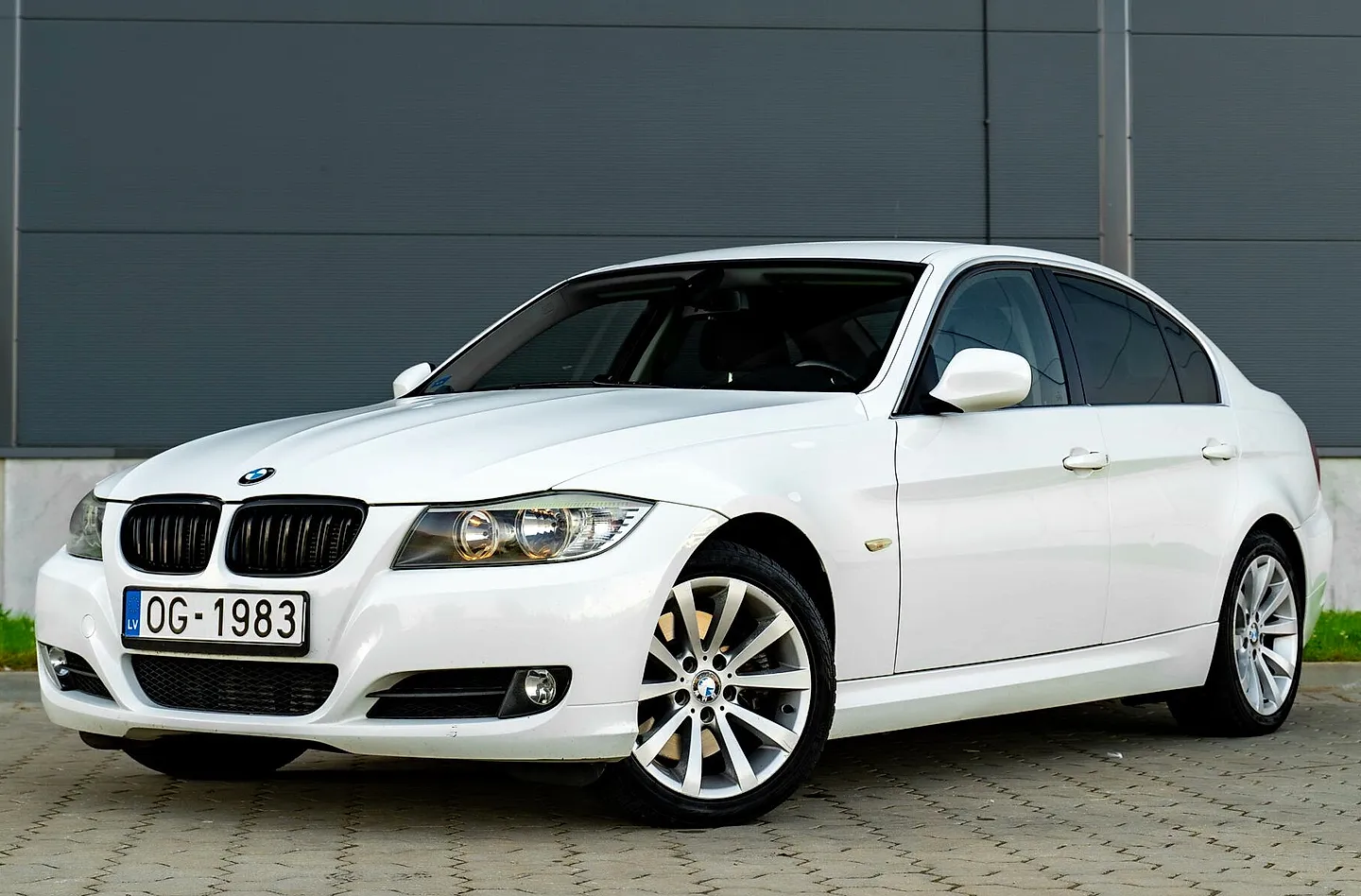 BMW 325, 2009. gads