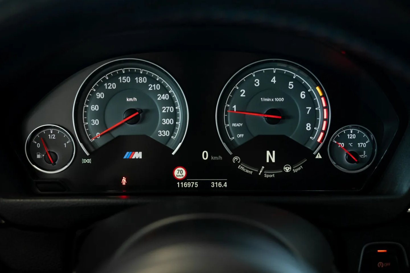 BMW M4 — foto 9